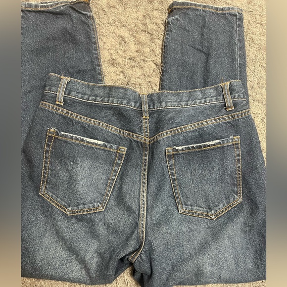Distressed High Waisted Jeans! - Picture 3 of 13
